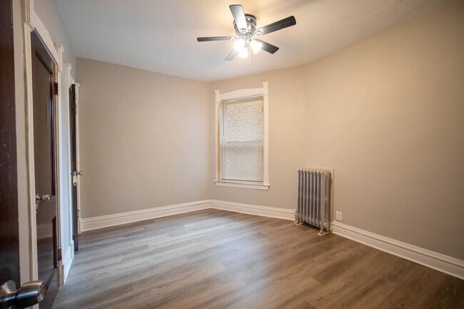 Foto del edificio - 6362 S Greenwood Ave