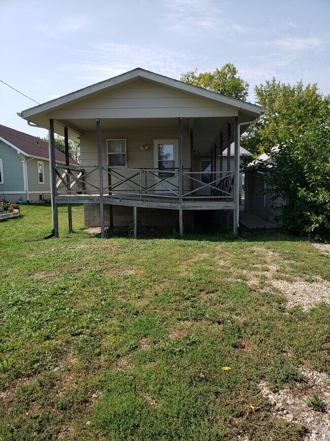 Foto del edificio - Spacious 3 Bed / 2 Bath Home – Updated & M...