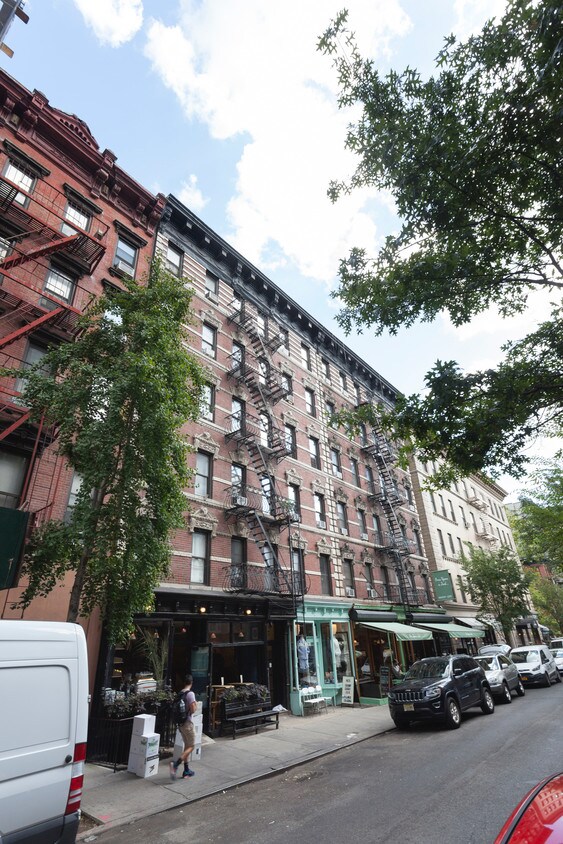 Primary Photo - 137 Sullivan St