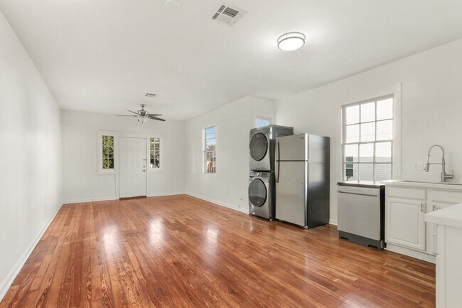 Foto del edificio - 3700 S Liberty St