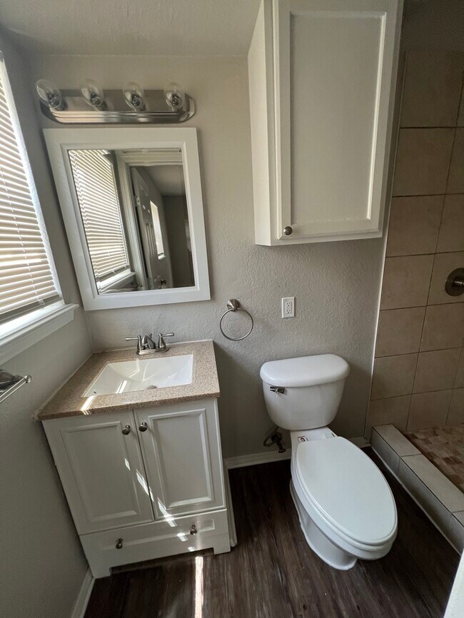 Foto del edificio - 721 N Southminster St. Moore, OK 73160
