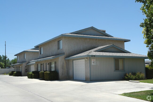 Foto del edificio - 15735 Tokay St