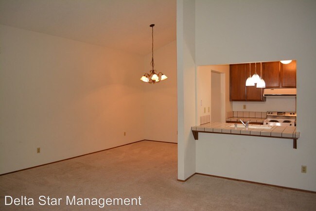 Building Photo - 5500 Mike Arthur Ct