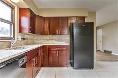 Foto del edificio - 6016 N 47th St