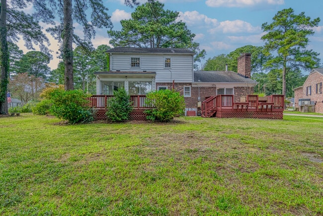 Building Photo - 21 Bayview Dr