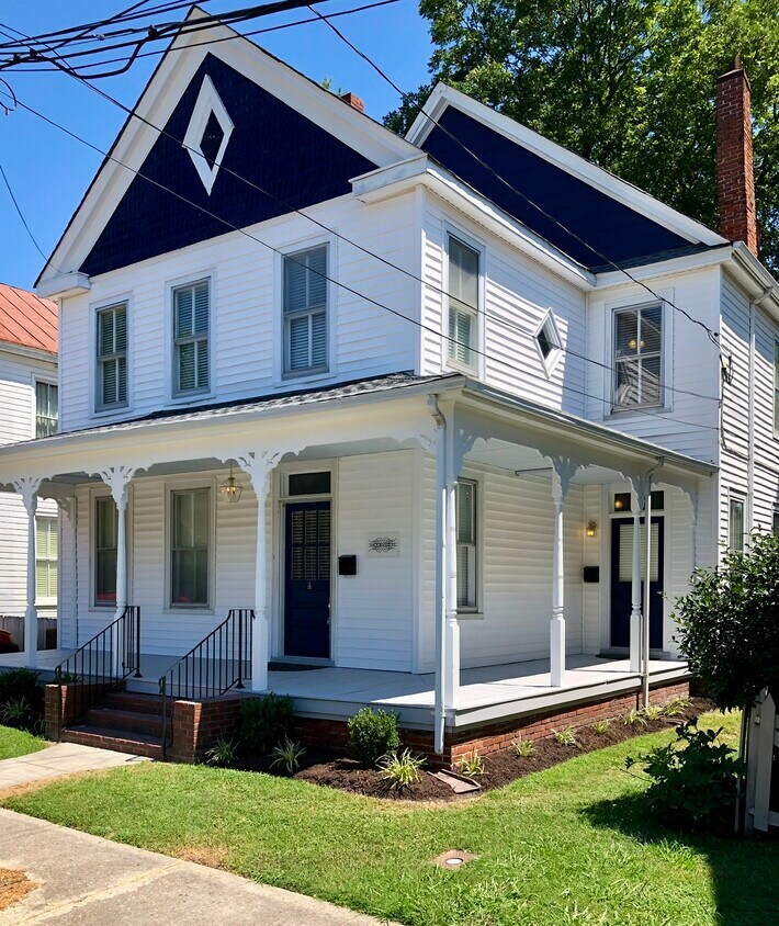 Building Photo - 110 N Mason St