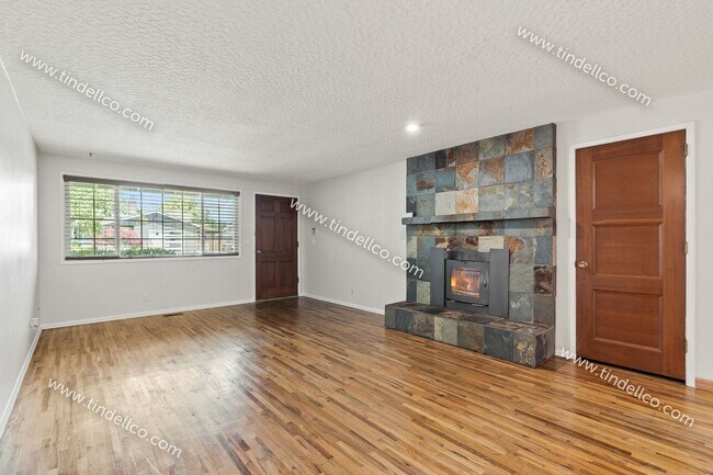 Foto del edificio - Gladstone Charmer | 3 Bedroom 2 Bathroom H...