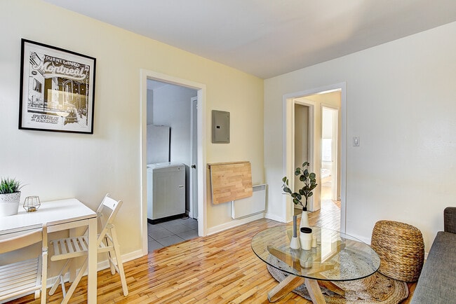 Photo du bâtiment - 4205 Rue Rivard