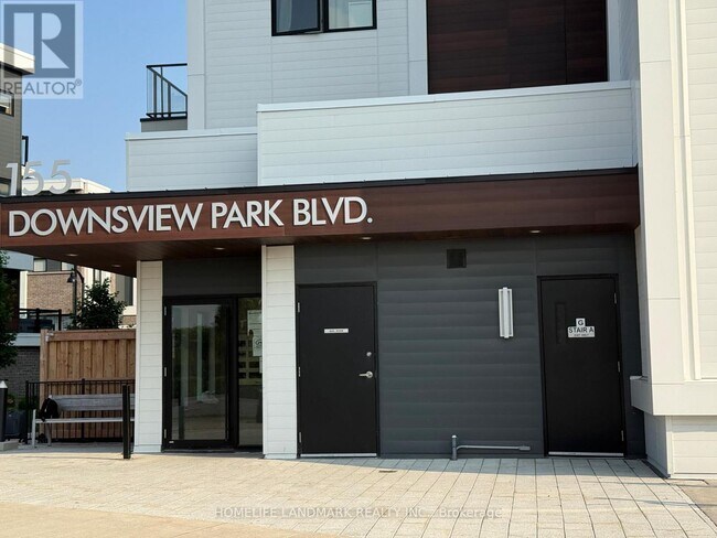 Photo du bâtiment - 155-155 Downsview Park Blvd