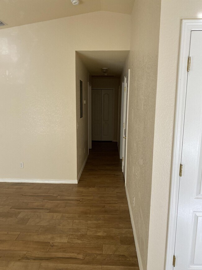 Foto del edificio - 6124 E Quitman St