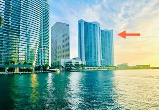 Building Photo - 335 S Biscayne Blvd