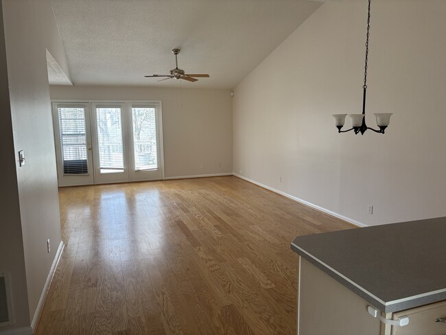 Building Photo - 1440 Grantland Pl