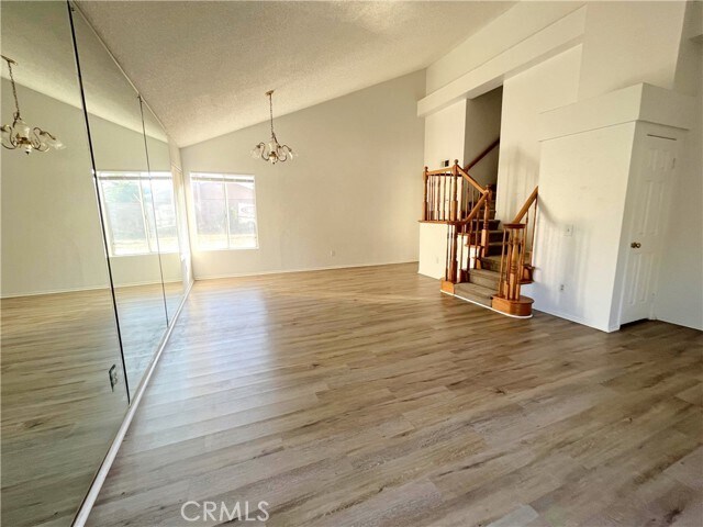 Foto del edificio - 34759 Lockwood Dr