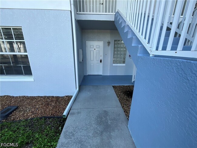 Foto del edificio - 8342 Bernwood Cove Loop