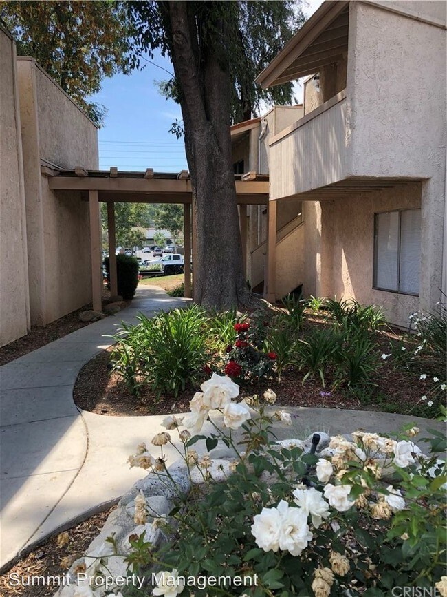 28947 Thousand Oaks Blvd, Agoura Hills, CA 91301 House for Rent in Agoura Hills, CA