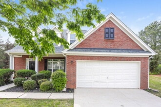 Building Photo - 7601 Hilltop Way