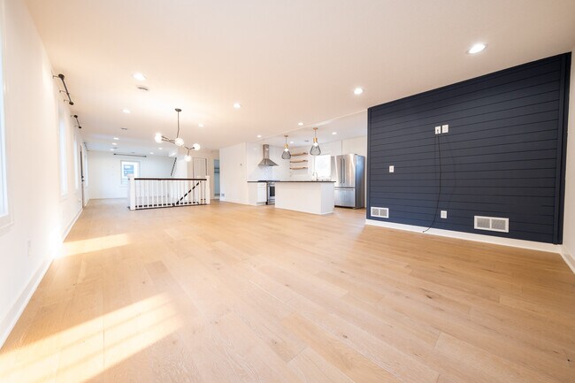 Building Photo - 5708 Upton Ave S