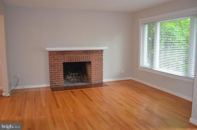 Foto del edificio - 6303 Kirby Rd
