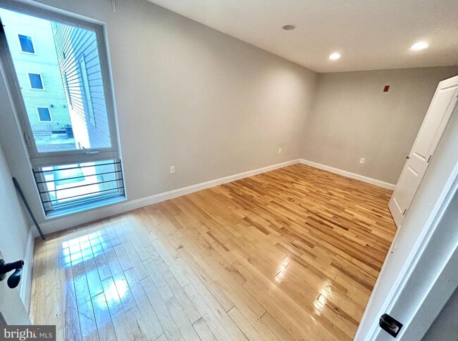 Foto del edificio - 426A N 40th St