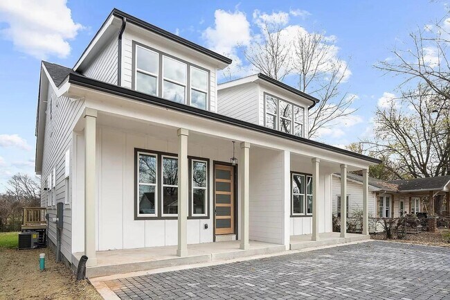 Foto del edificio - 4318 Woods St
