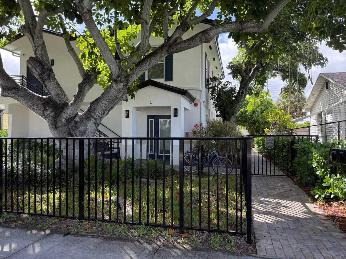 Foto principal - 509 N H St