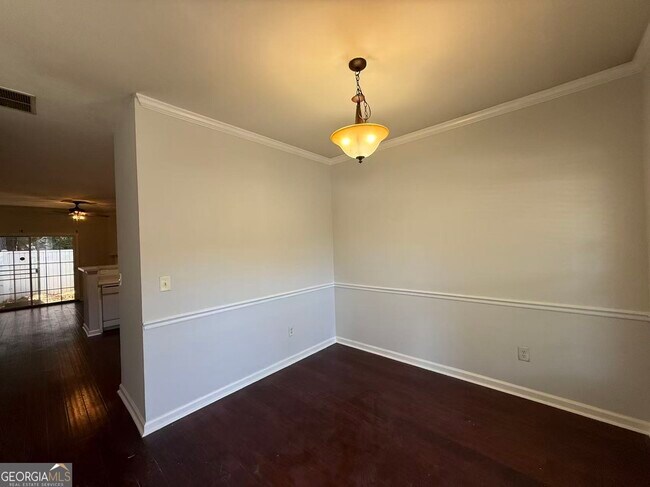 Building Photo - 1499 Cove Creek Cir