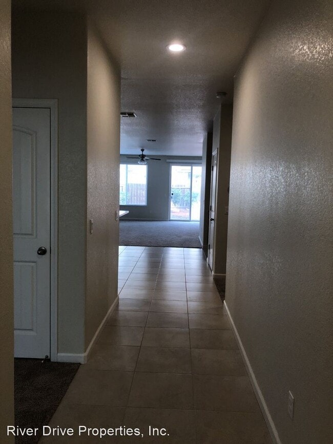 Foto del edificio - 3 br, 2 bath House - 3828 Alviso Drive