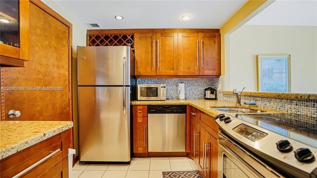 Building Photo - 401 Ocean Dr