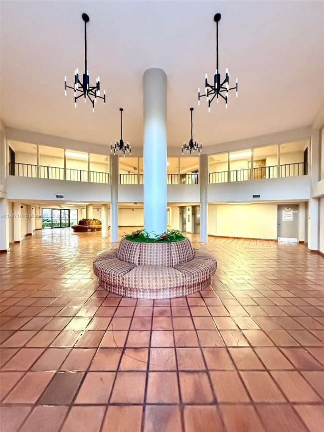 Building Photo - 5900 SW 127th Ave