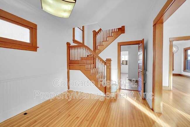 Building Photo - 1206 Josephine St