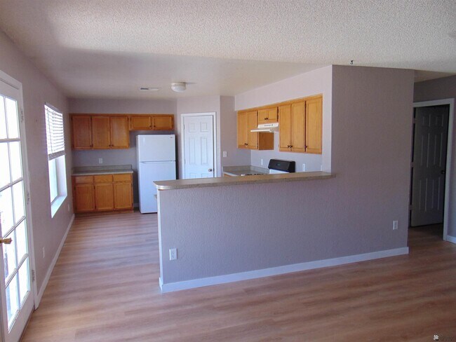Foto del edificio - 11382 E 25th St