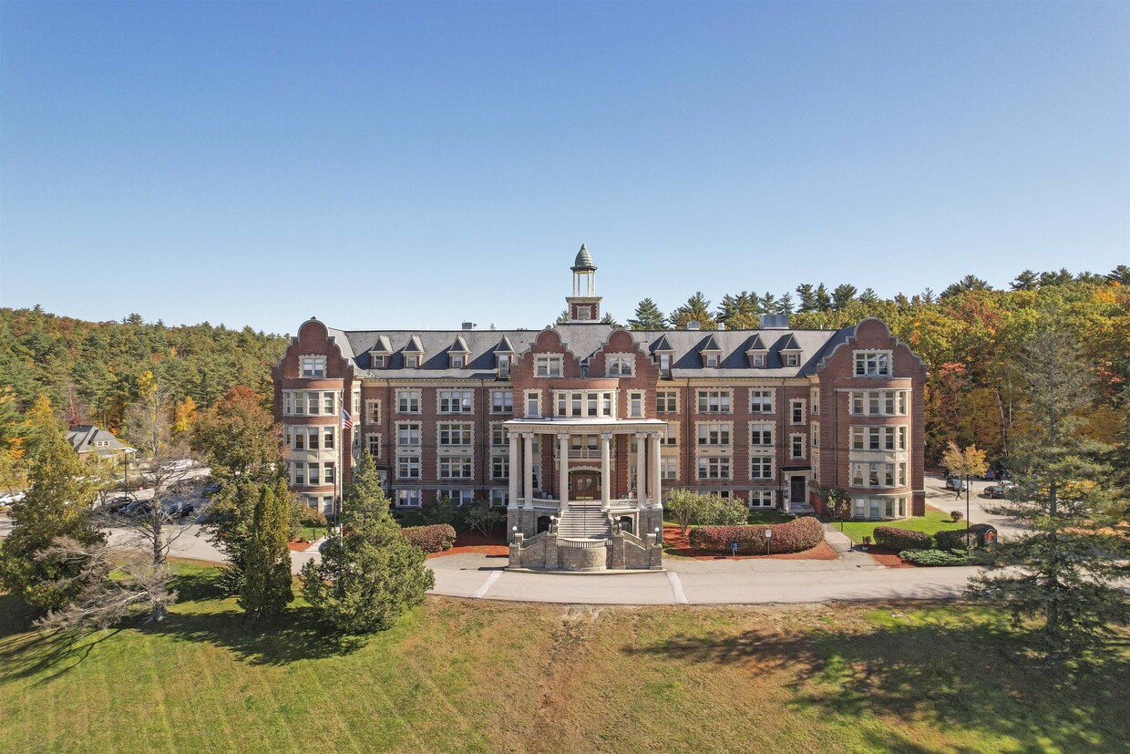 15 Mount St Marys Way Unit 312, Hooksett, NH 03106 Condo for Rent in