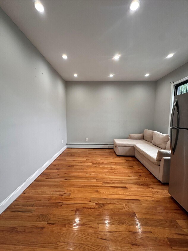 Foto principal - 24-33 Crescent St