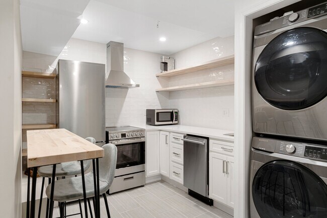 Foto del edificio - 3314 7th St SE