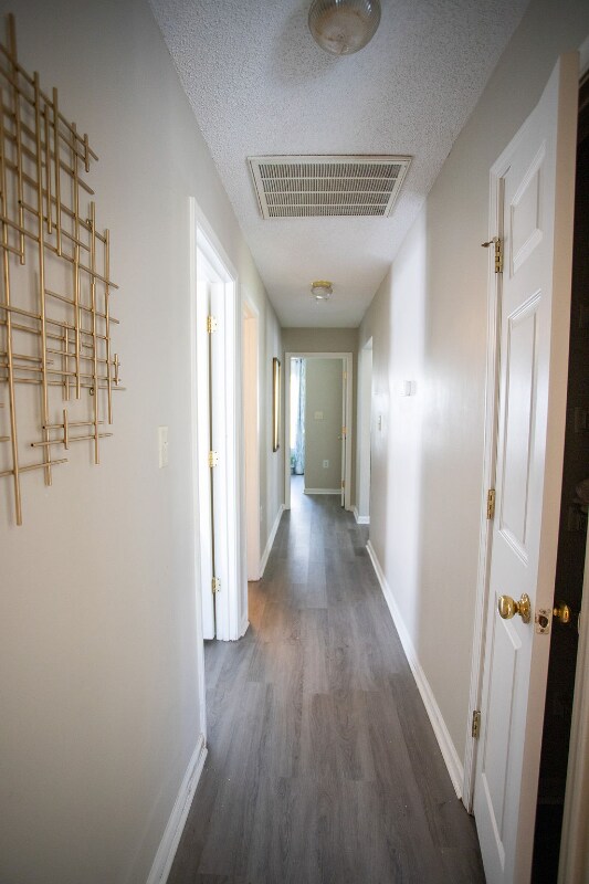Building Photo - 2419 Smugglers Ct