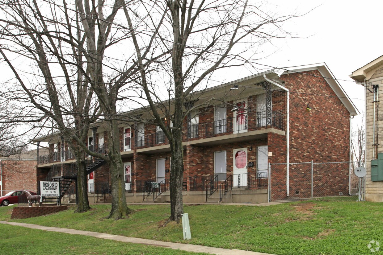 Primary Photo - Thorobred Apartments