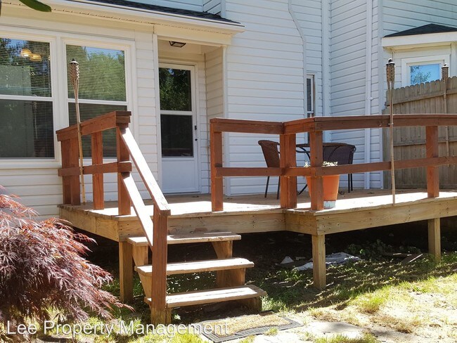 Building Photo - 26 Wainwright Dr