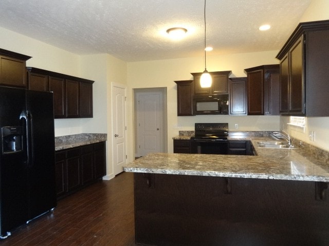 Building Photo - 5566 Oak Chase Dr