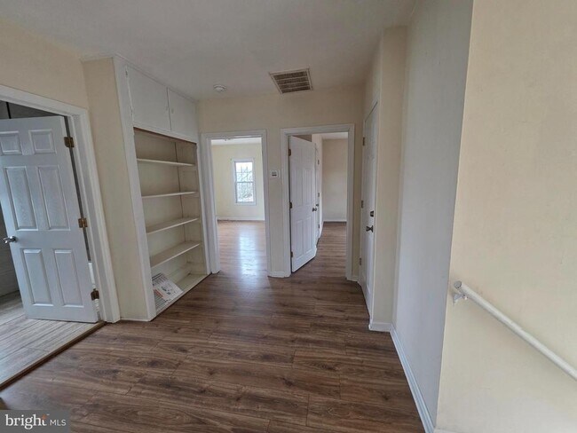 Foto del edificio - 134 Klockner Rd