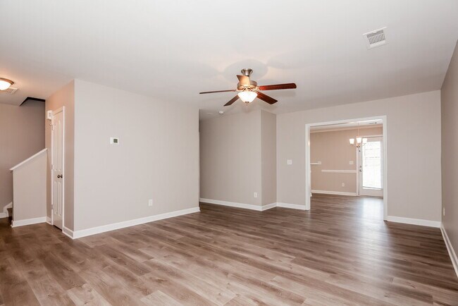 Foto del edificio - 4709 Brewer Dr