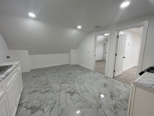 Kitchen/Living Room - 148 Chilton St