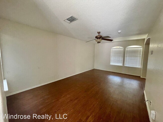 Building Photo - 3 br, 2.5 bath House - 6718 Carlsbad Rio
