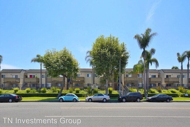 Building Photo - 8100 Orangewood Ave
