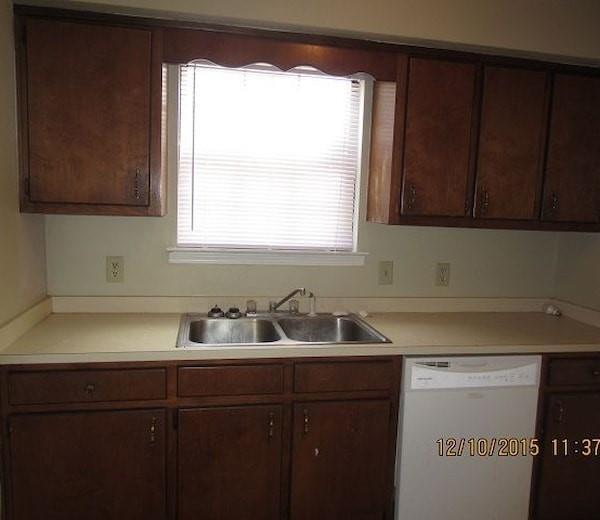 Foto del edificio - 8531 McDonald Ct