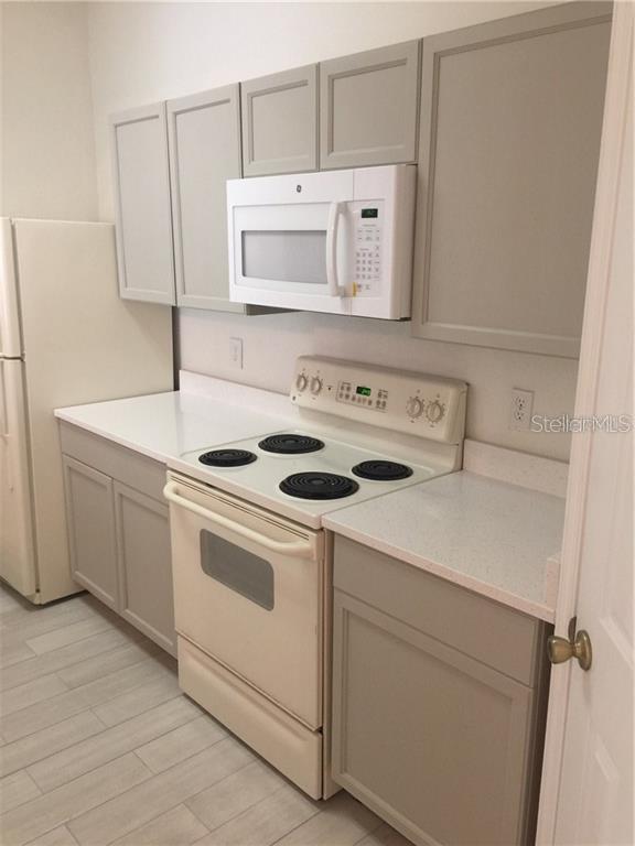 Foto del edificio - 7675 Comrow St