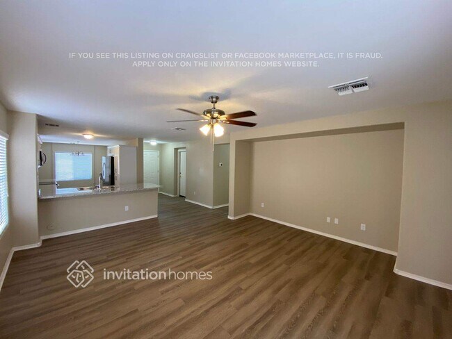 Building Photo - 1537 W Alta Vista Rd