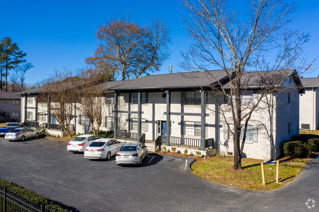 Building Photo - Forest Villas