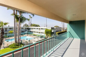 2 BR, 1 BA - 825 SF - Villa Pacific Apartments *$500.00 off *