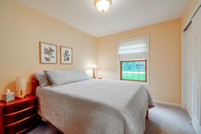 Foto del edificio - 4301 Shortsville Rd