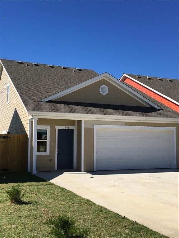 Building Photo - 1671 North Izard Lane
